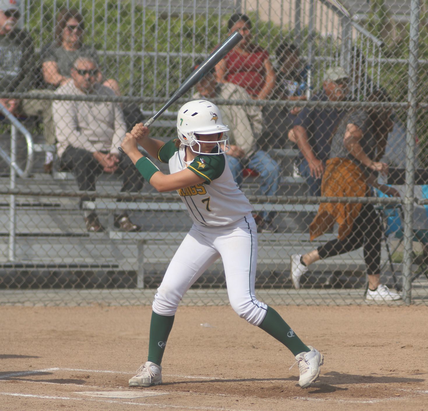 Kingsburg defeats Selma